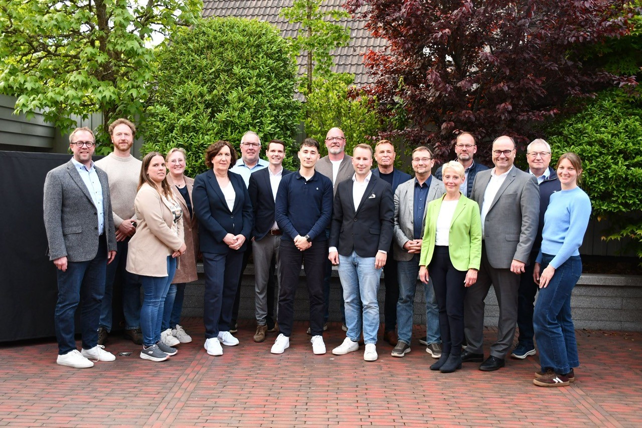 CDU Team 2026 von links nach rechts: Markus Neumann, Enno Lindeburg, Maike Stahmer, Sabine Sch�fer, Daniela Berger, Detlef Helmers, Thorsten Bohmann, Erik Buss, Stefan Hein, Alexander von Essen, Jasper Rittner, Kai K�pperbusch, Susanne Lamers, Carsten Pun